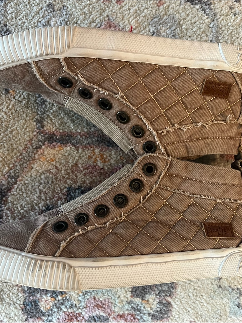 Blowfish Women’s Slip-On Canvas Sneakers in Taupe/Brown 6.5 - Picture 5 of 7